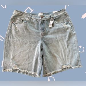 Lane Bryant Jean shorts size 18- brand new with tags.